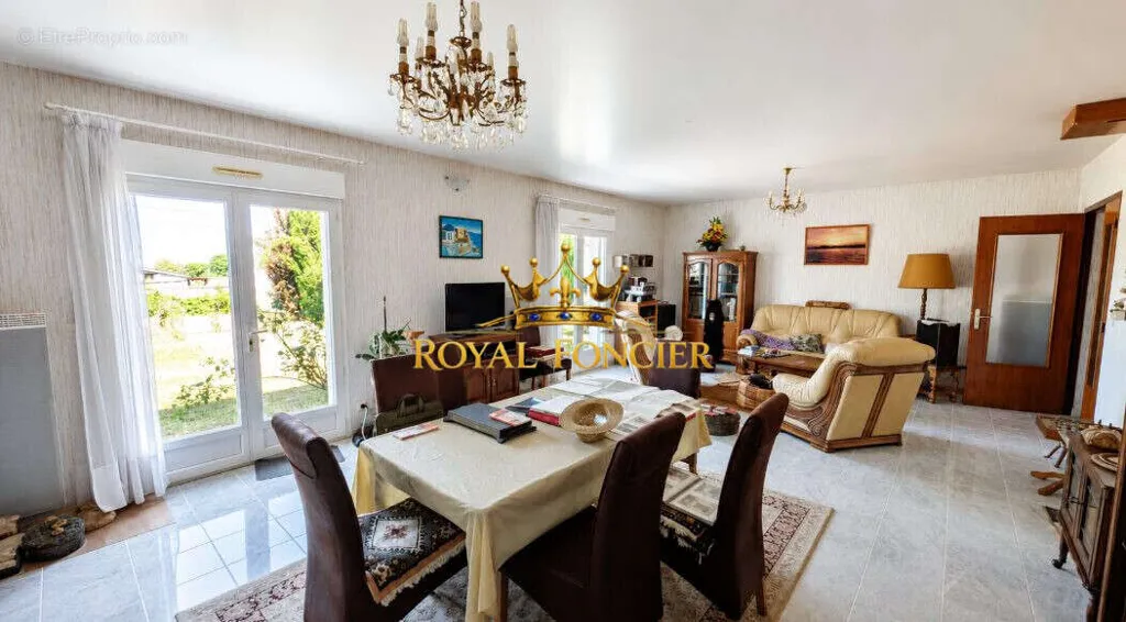 Sala da pranzo - Detached House with Garden in Quiet Area