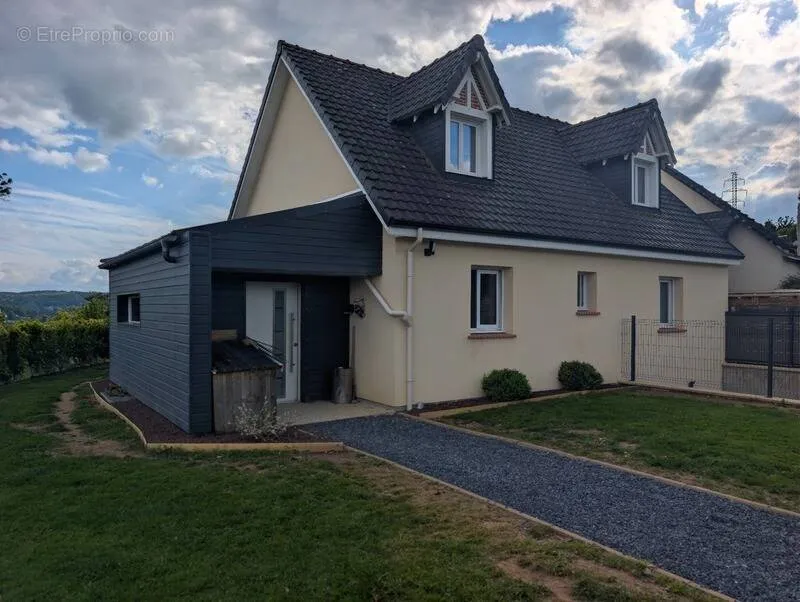 Välivaade - Charming House with Jacuzzi in Malaunay