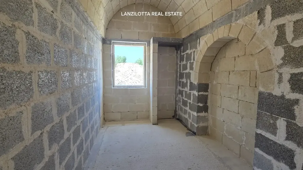 Entrée - Unfinished Villa with Pool in Ostuni