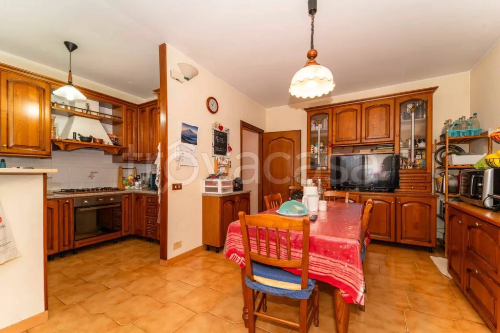 Dining Room - Elegant Villa with Private Garden in Chieri