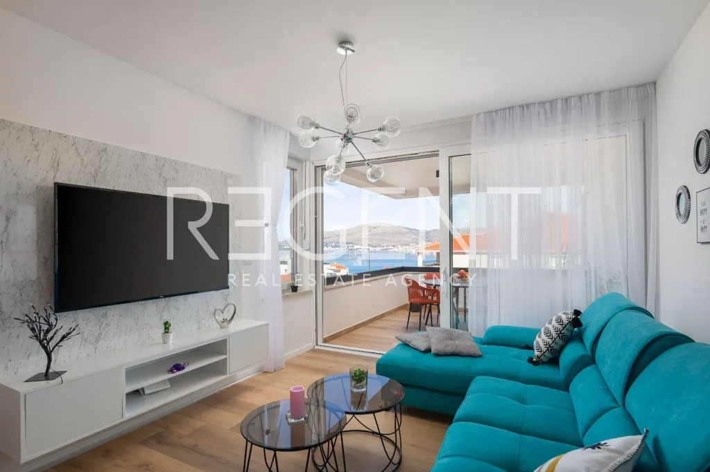 Soggiorno - Modern Apartment with Sea View in Trogir