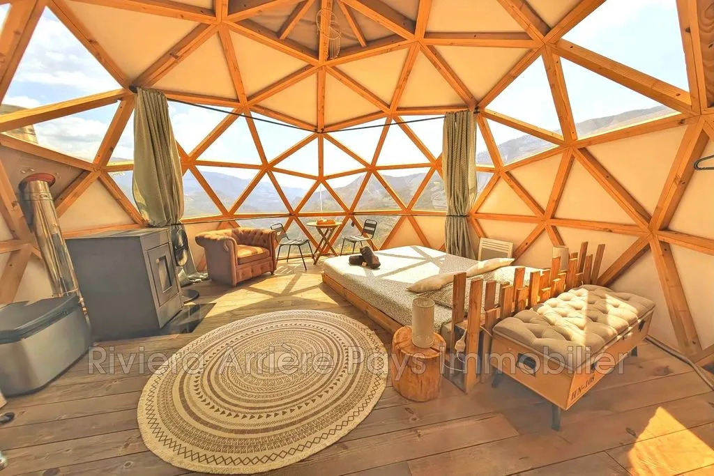 Balcon - Villa Luxueuse avec Vue Panoramique à Roure
