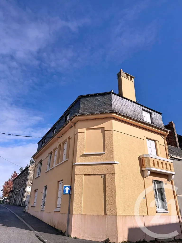 Esterno - Apartment with Intercom in Plessé Centre