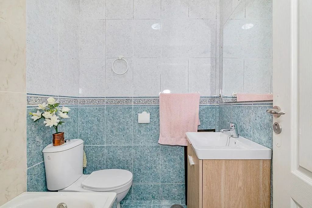 Vannitoad - Semi-detached House with Pool in Alfacar