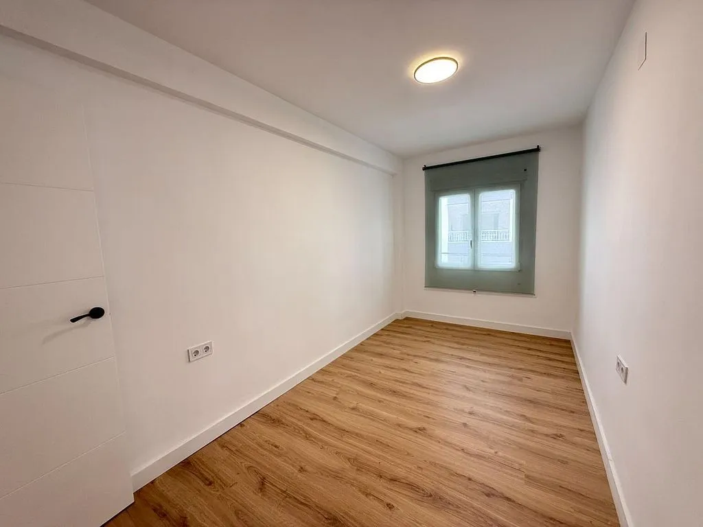 Toad - Apartment with Balcony in Torrevieja Centre