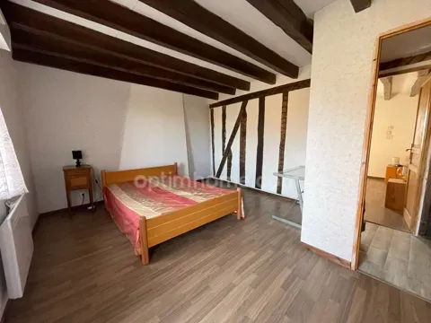 Maison 9 pièces à Arnac la poste