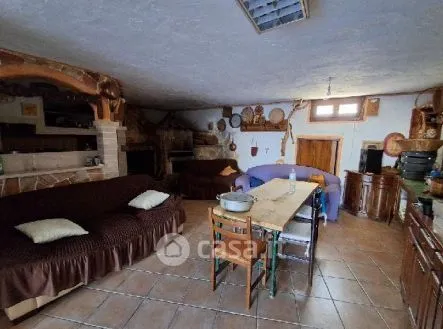 Salle à manger - Terraced House with Garden in Galtellì