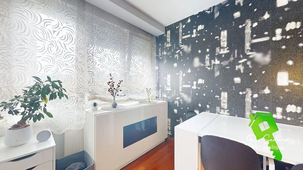 Kabinet - Apartment with Garden and Garage in San Vicente