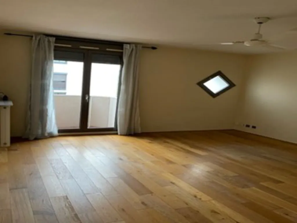 Pièces - Appartement 3 Pièces avec Parking à St Michel