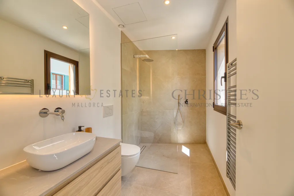 Vannitoad - Newly Constructed Villa with Pool in Calvia