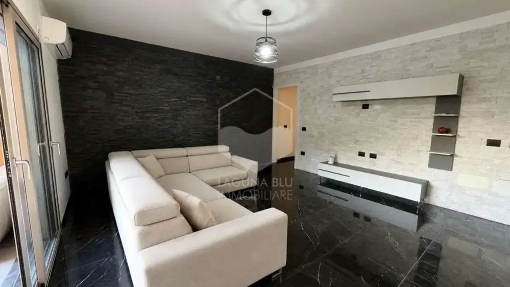 Elutuba - Modernised Apartment with Balcony in Marsala