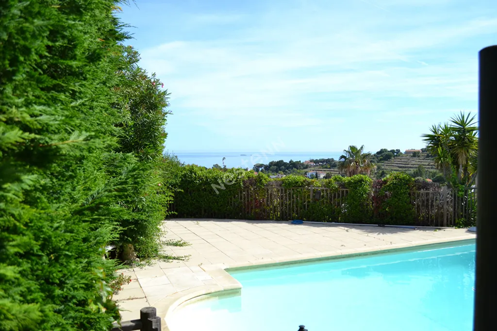 Piscina - Villa with Panoramic Sea View in Carqueiranne