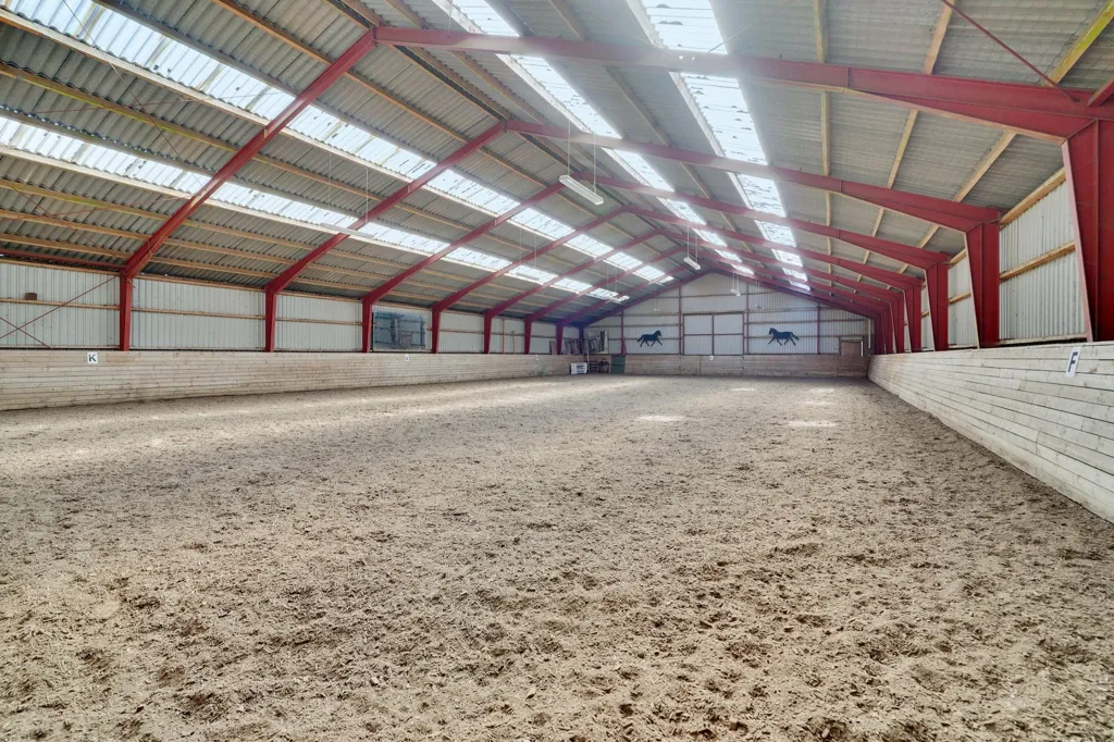 Pièces - Modern Farmhouse with Equestrian Facilities near Himmelbjerget