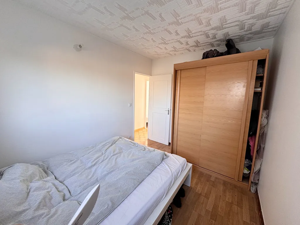Camere da letto - 4-Piece Flat with Balcony in Viry-Châtillon