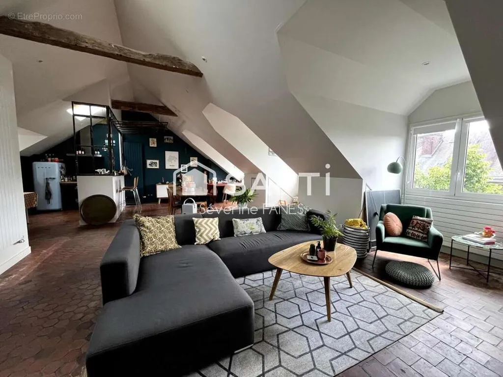 Toad - Loft-Style Apartment with Cathedral Ceiling in Rouen