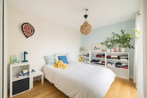 Bedrooms - Duplex Villa with River View in Montpellier-Aiguelongue