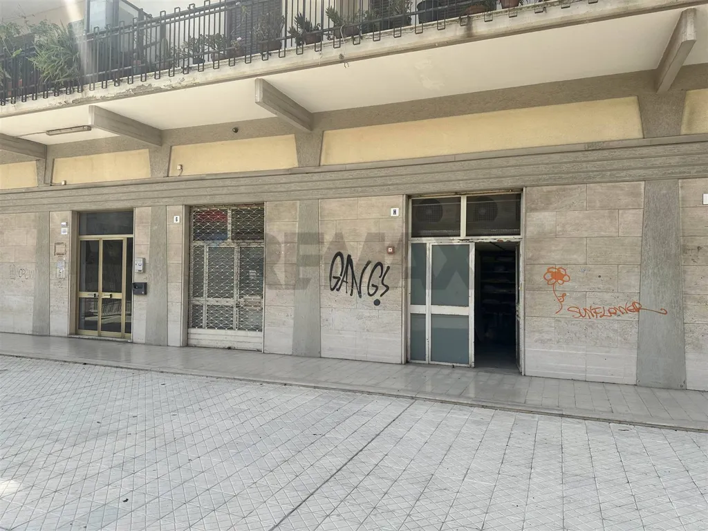 Extérieur - Commercial Space with Terrace in Catania