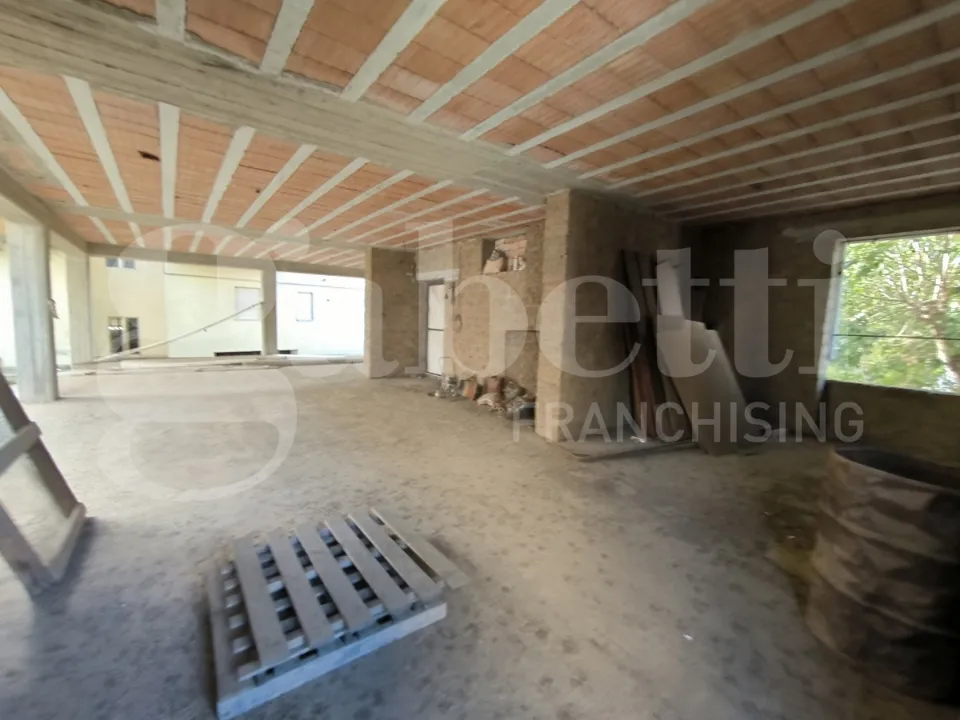 Pièces - Apartment with Terrace in Corchiano