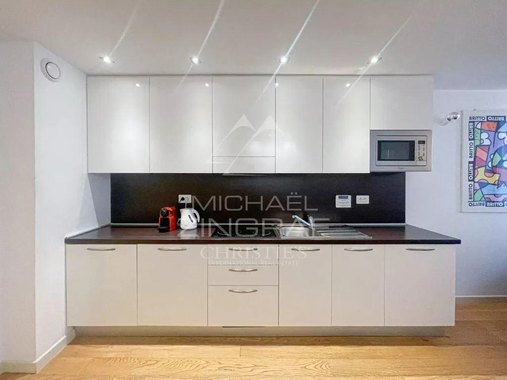 Cuisine - Appartement T3 Rénové au Centre de Cannes