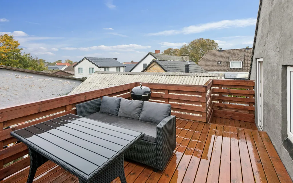 Terrass - Modernised Villa with Terrace in Poulstrup