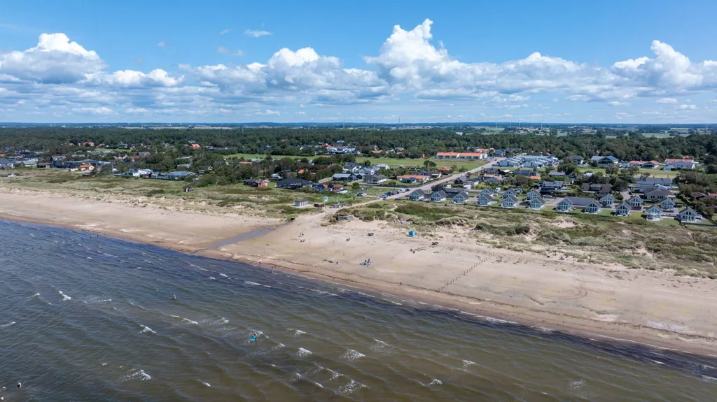 Strandfront Property with Development Potential in Mellbystrand