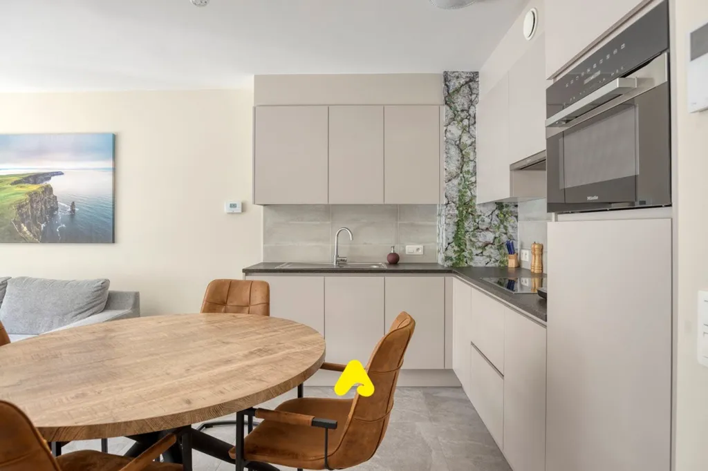 Salle à manger - Appartement avec Terrasse au Cœur de Middelkerke