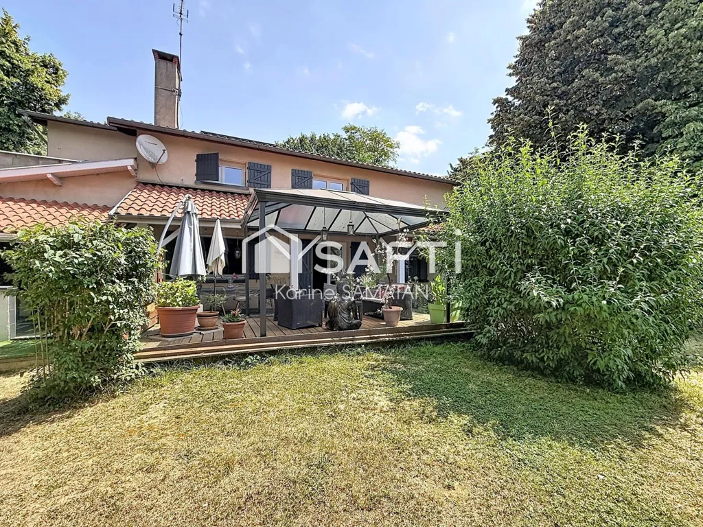 Aed - 1970s House with Pool in Garidech