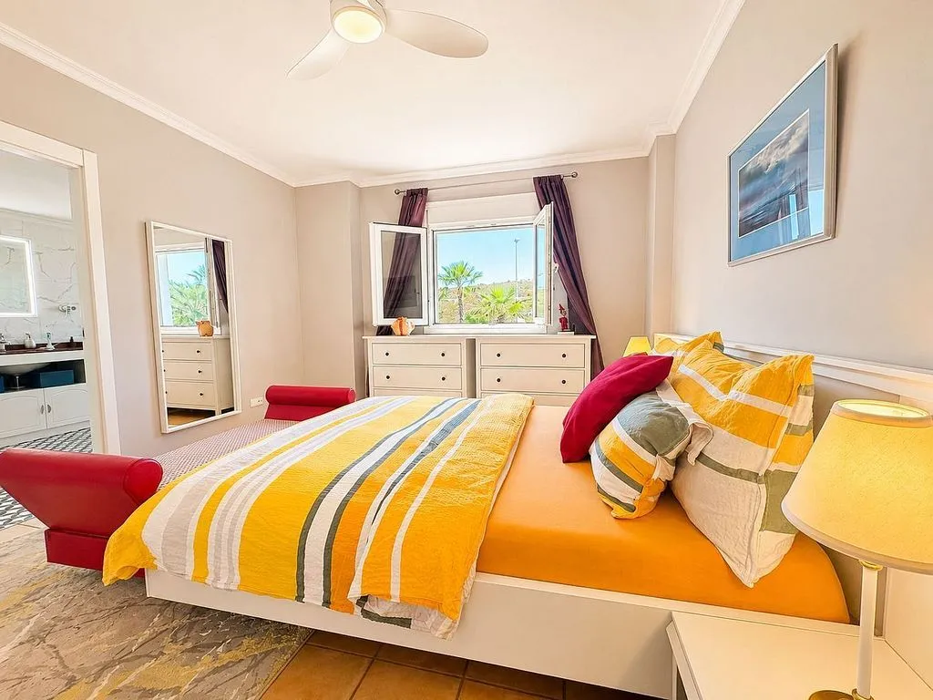Magamistoad - Duplex with Pool and Terrace in Altaona Golf