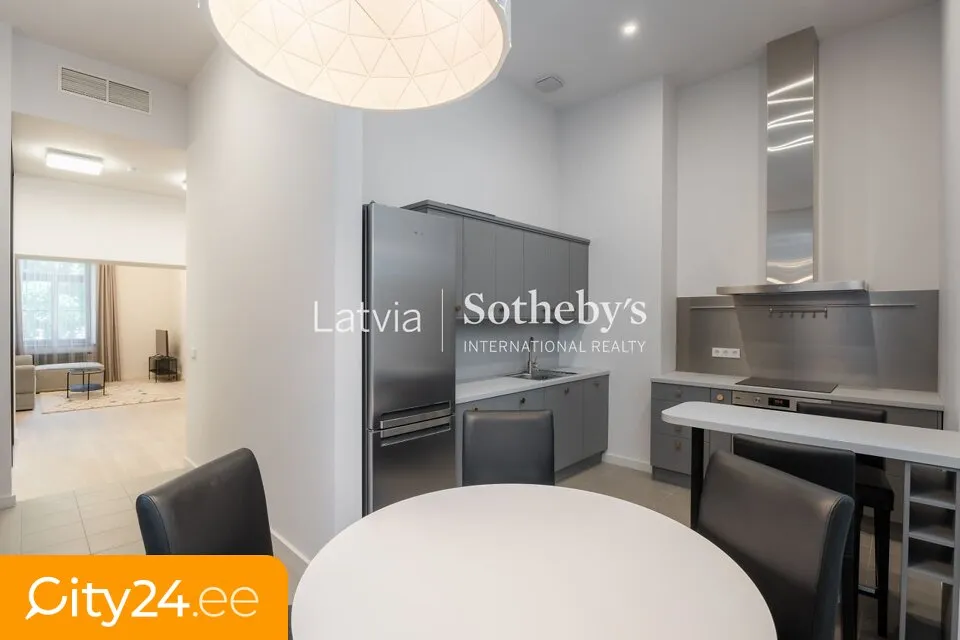 Köök - 2-Bedroom Apartment with National Library View in Riga