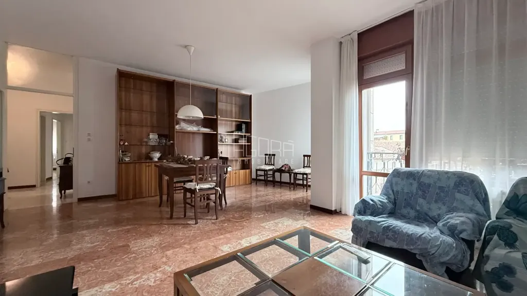 Soggiorno - 2-Bed Apartment with Balcony in Rovigo Centre