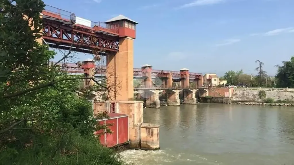 Modern Bilocale with Terrace in Chievo, Verona