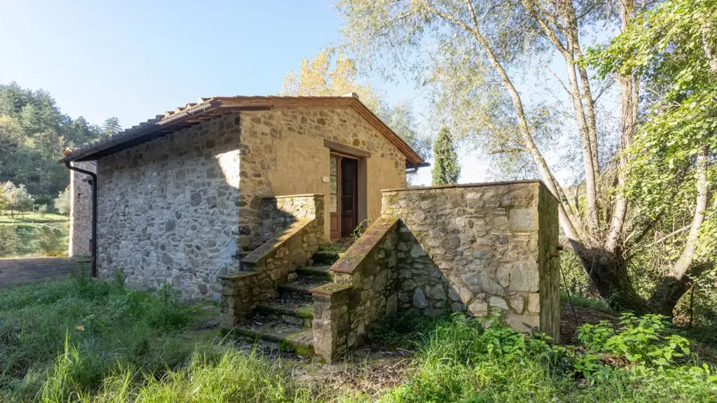 Exterior - Casale with Pool in Gaiole in Chianti