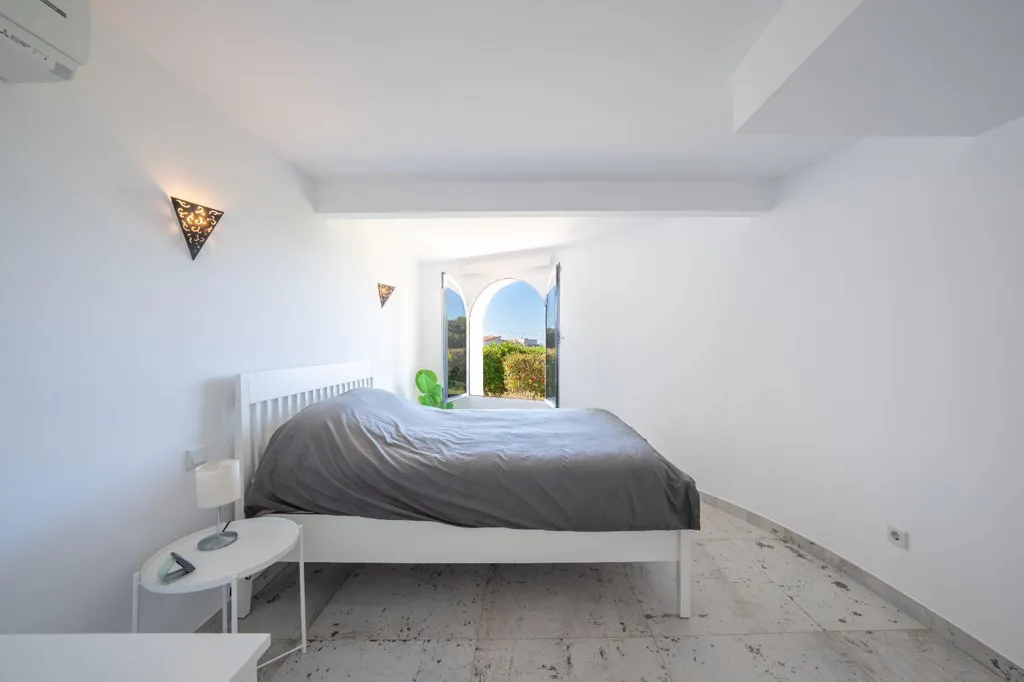 Chambres - Chalet with Sea View and Pool in Cap Martí