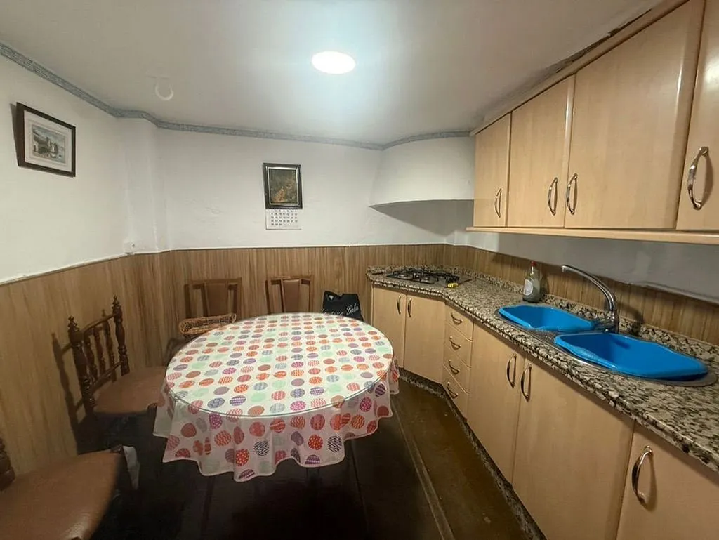 Cuisine - Charming Townhouse with Terrace in Huertos