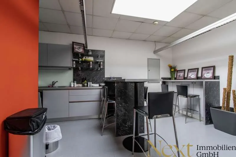 Kitchen - Modern Office Space in City Tower I, Linz