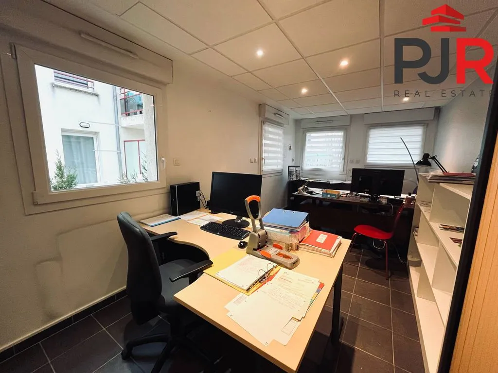 Bureau - Local Professionnel avec Terrasses à Essey-lès-Nancy