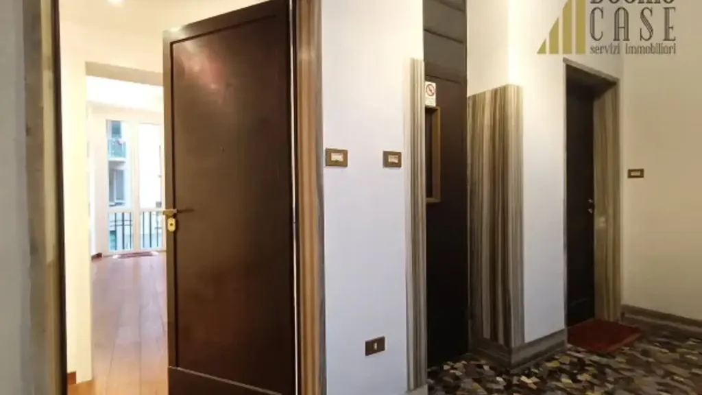 Esik - Modernised 2-Bedroom Apartment in Milan
