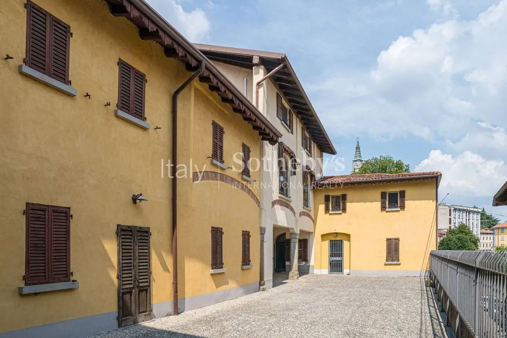 Extérieur - Detached House with River View in Ponte San Pietro