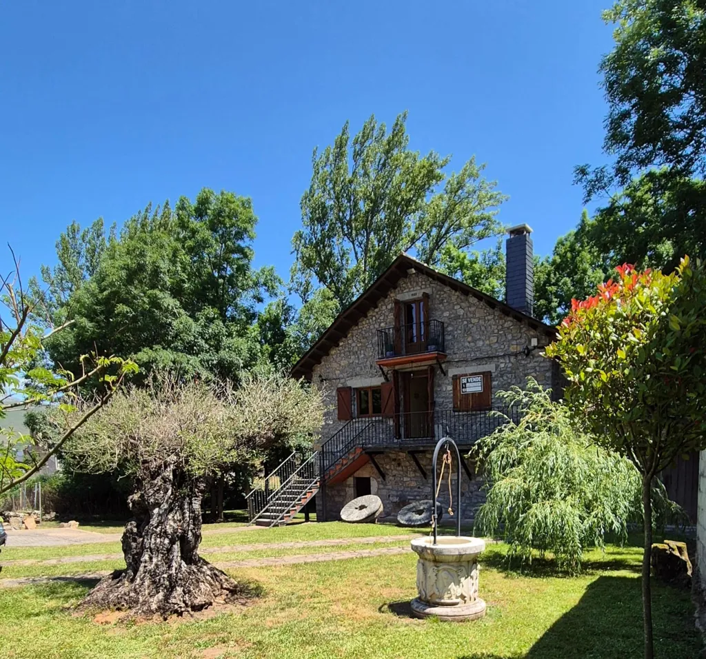 Aed - Converted Watermill with Garden in Babia Valley