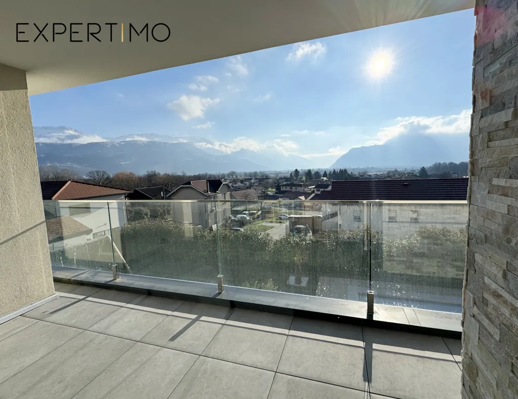 Balcone - Architectural Villa with Pool in Saint-Jean-de-Moirans