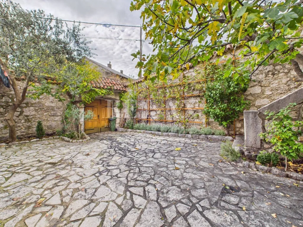 Jardin - Charming Stone House with Sea View in Grižane