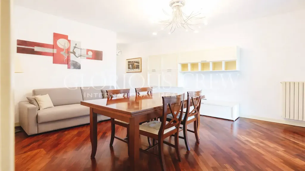 Salle à manger - Modern Apartment with Private Garden in Mazzano