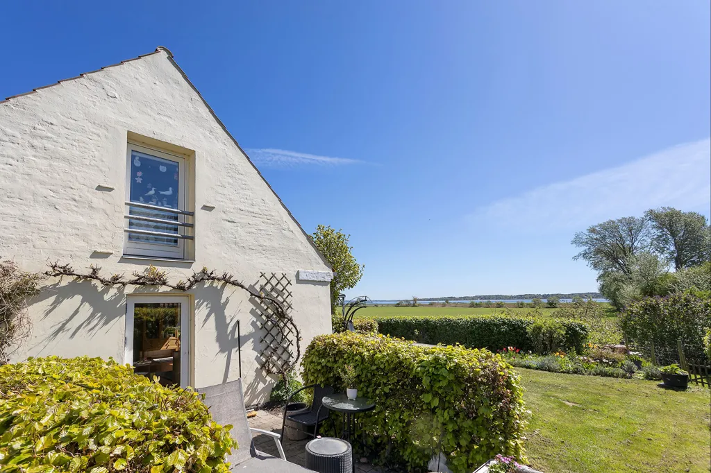 Jardin - Historic Villa with Garden in Hundested