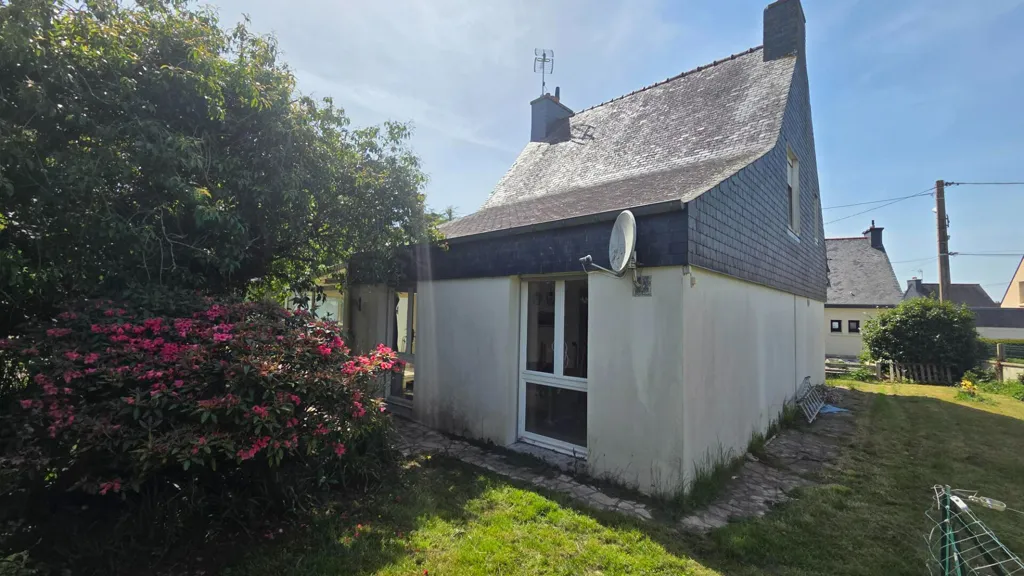 Exterior - 5-Piece House with Garden near Bégard Centre