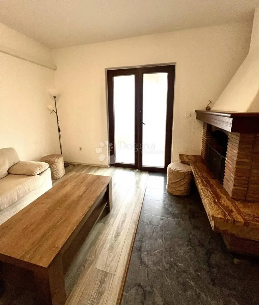 Séjour - Spacious Apartment with Balcony in Rovinj