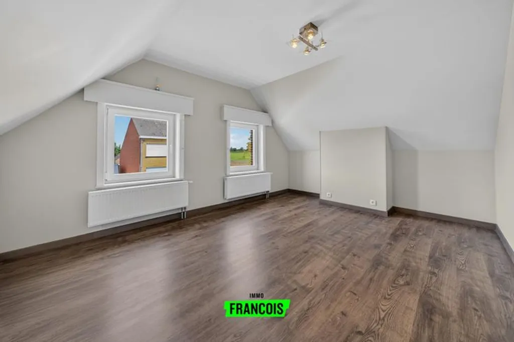 Toad - Detached House with Spacious Garden in Rural Zone