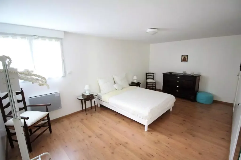 Chambres - Maison d'Architecte avec Piscine Chauffée à Andard