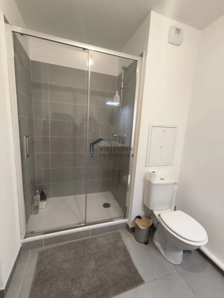 Bagni - Accessible 2-Bedroom Flat with Balcony in Le Blanc-Mesnil