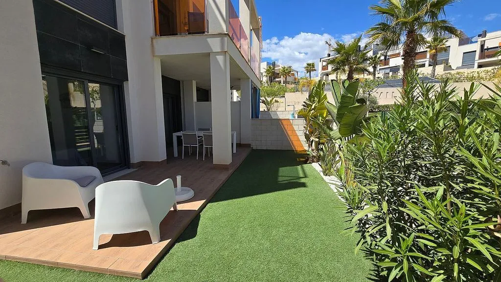 Terrazza - Apartment with Private Garden in Finestrat