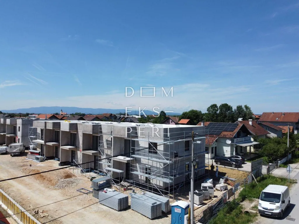 Välivaade - Two-Storey Apartment with Garden in Rugvica